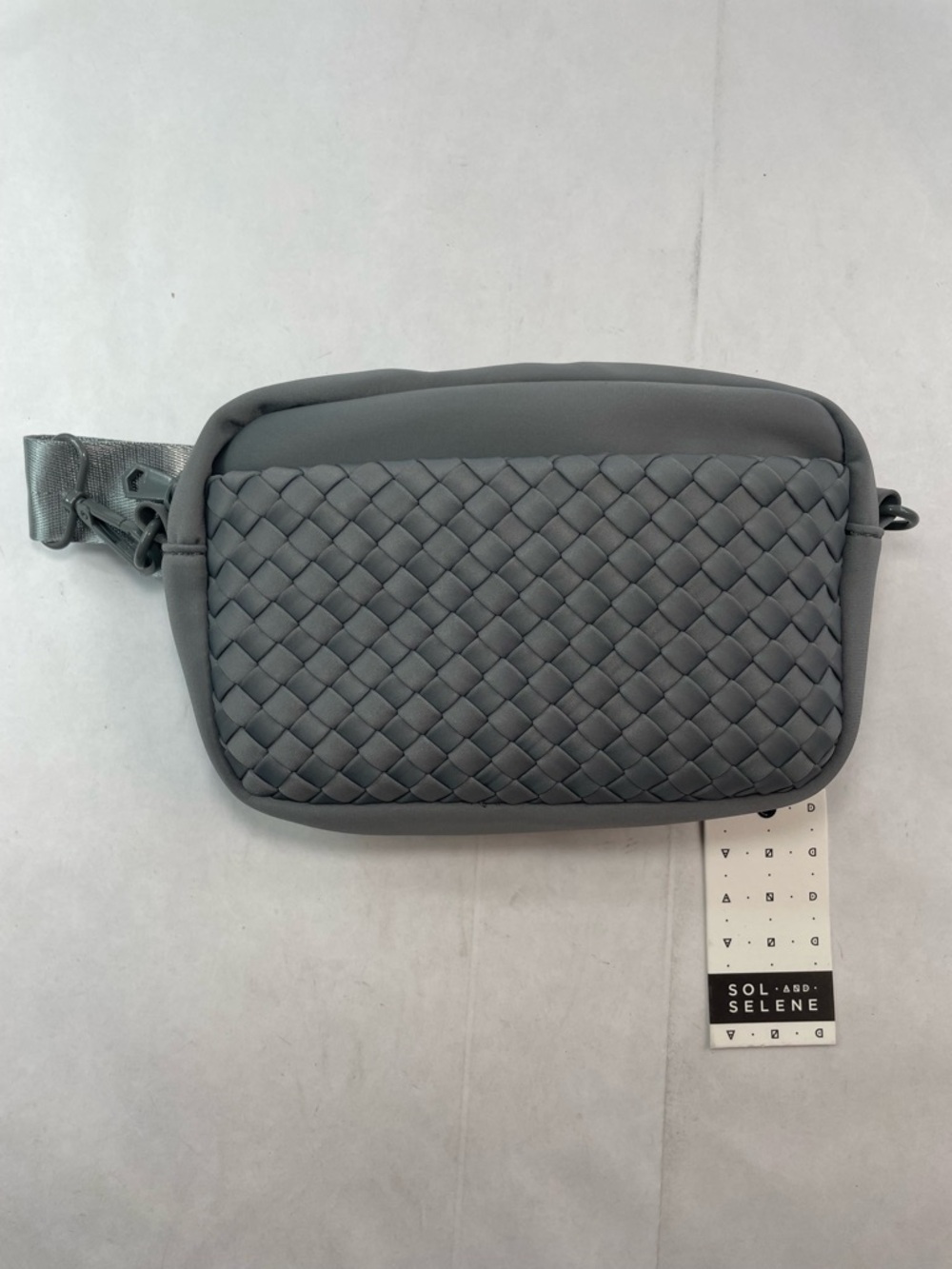 Sol and Selene Inspiration Woven Neoprene Crossbody Bag Gray MSRP$70 NWT